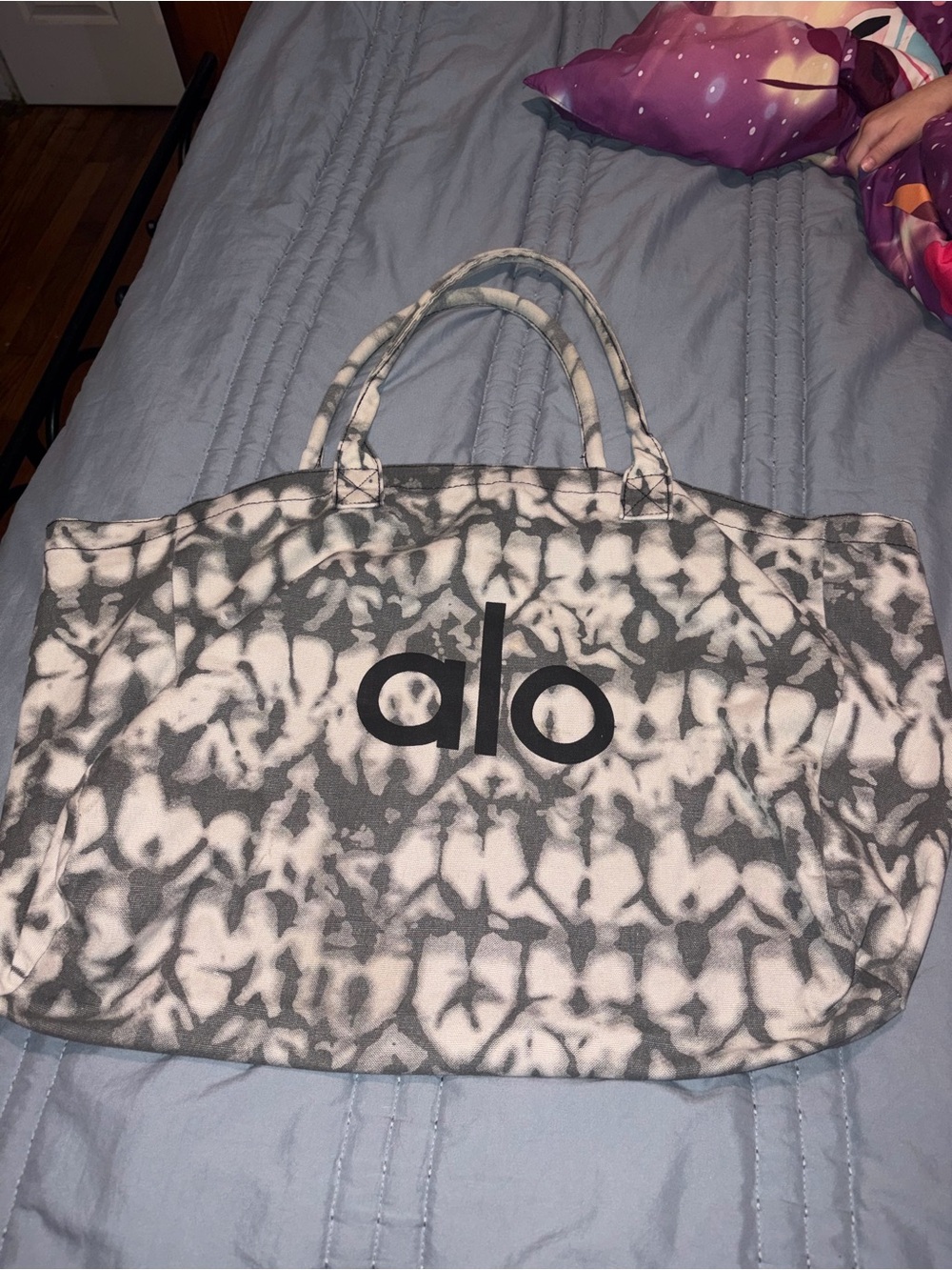ALO Yoga Gray and White Tie-Dye Canvas Tote